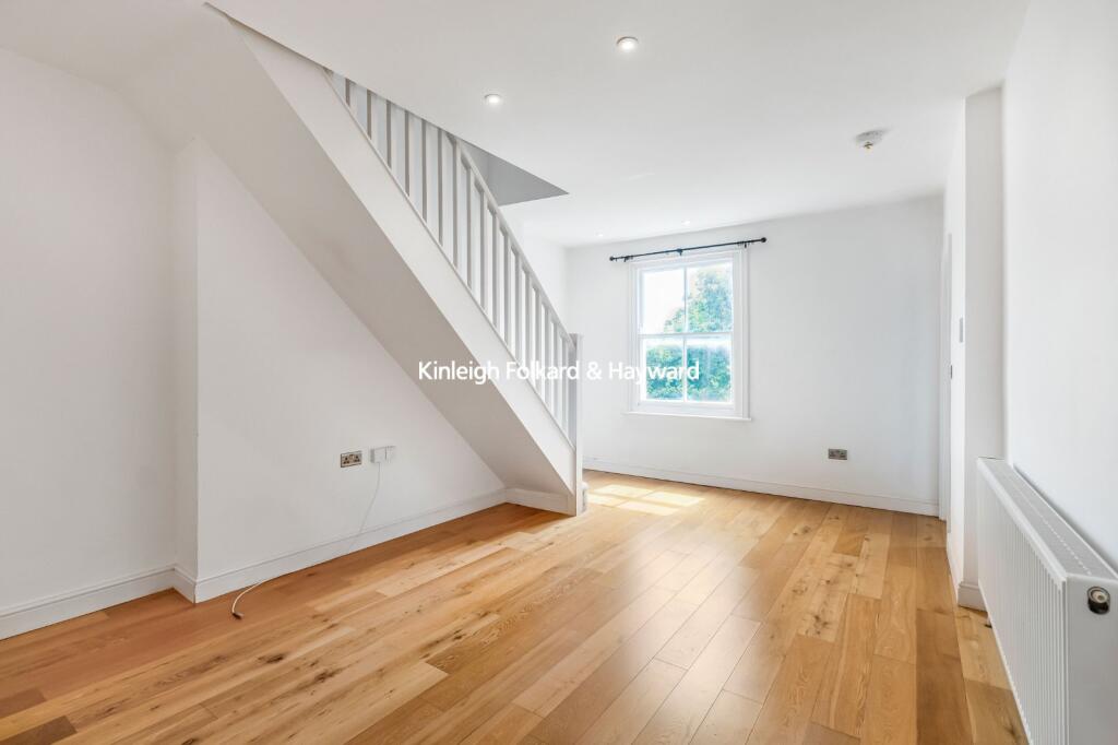Main image of property: Evering Road, London, N16