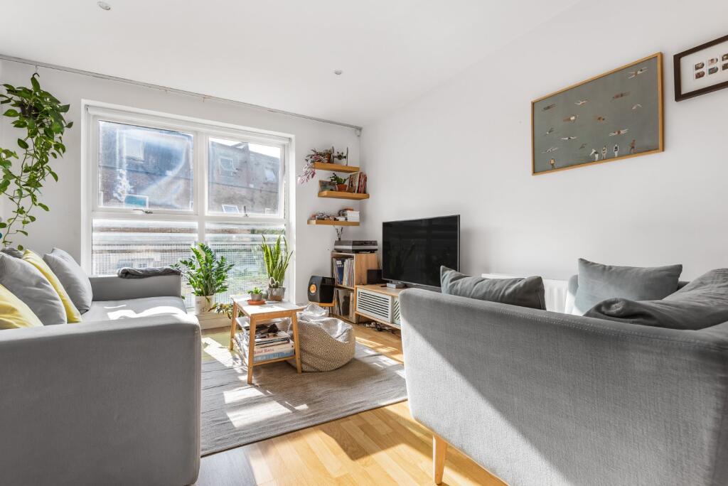 Main image of property: Essex Road, London, N1