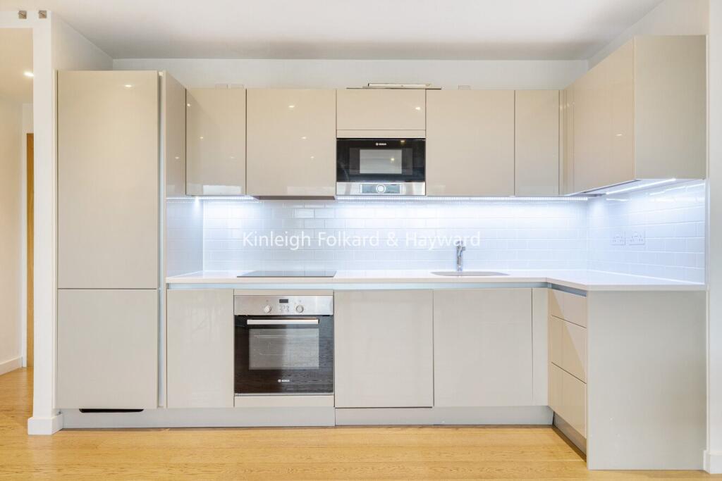 Main image of property: Heygate Street, Elephant & Castle, SE17