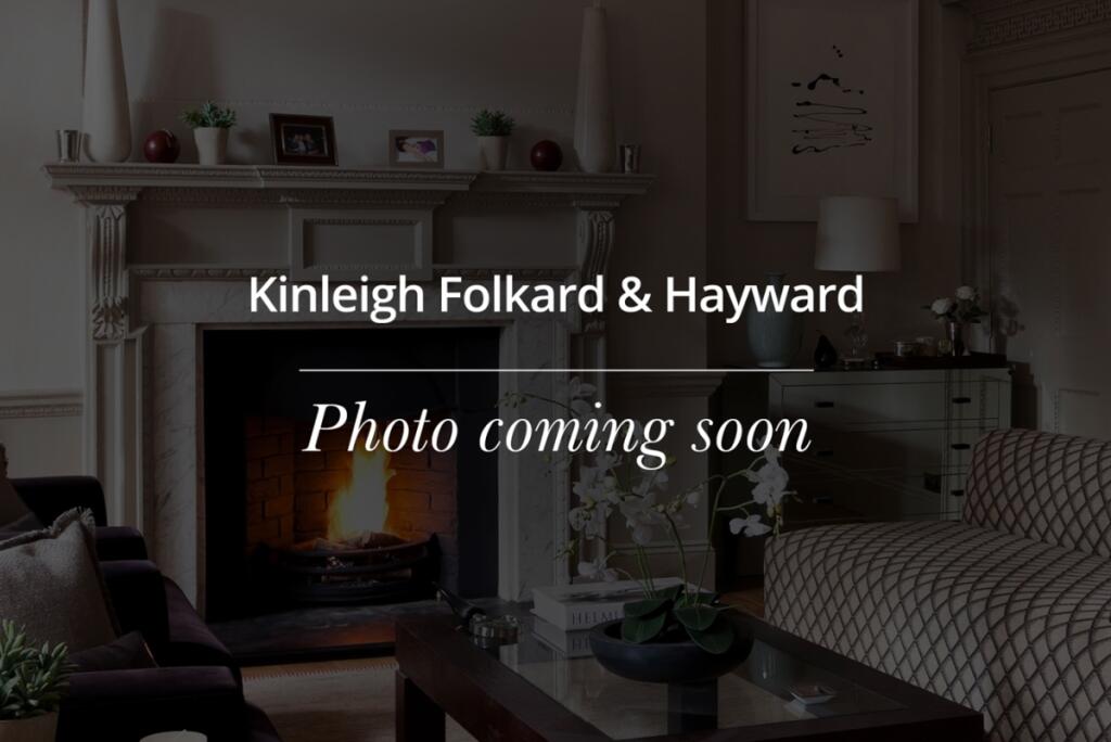 Main image of property: Creighton Avenue, London, N2