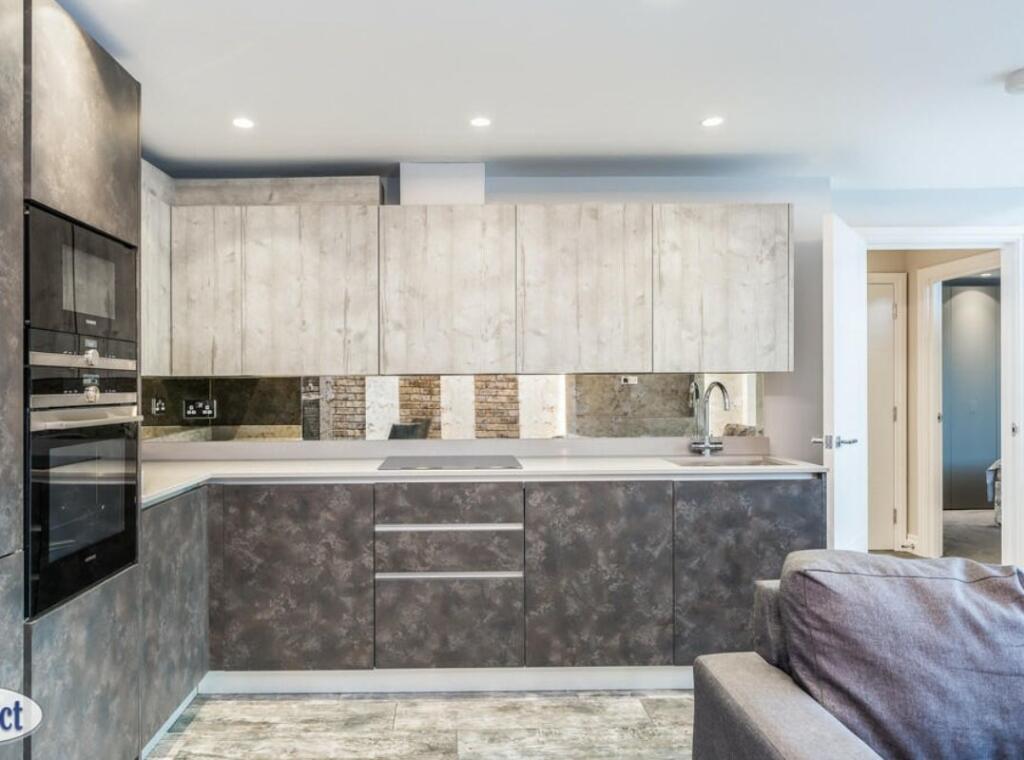 Main image of property: Chase Road, Southgate, London, N14