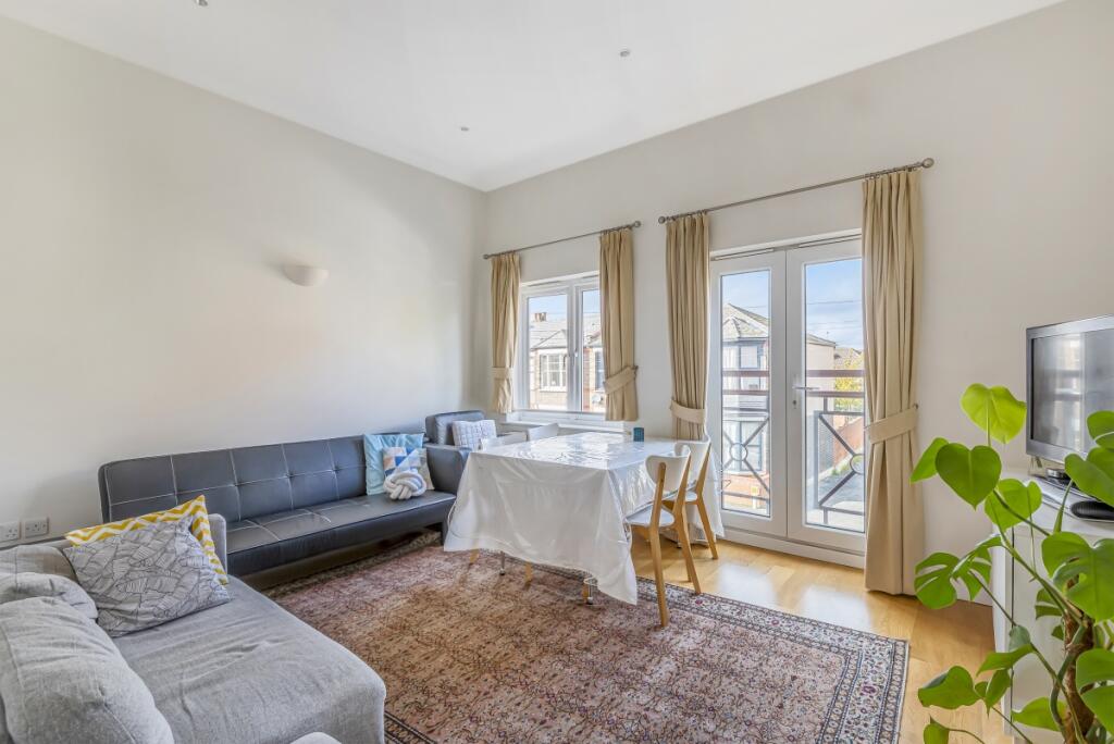 Main image of property: Leslie Road, East Finchley, London, N2