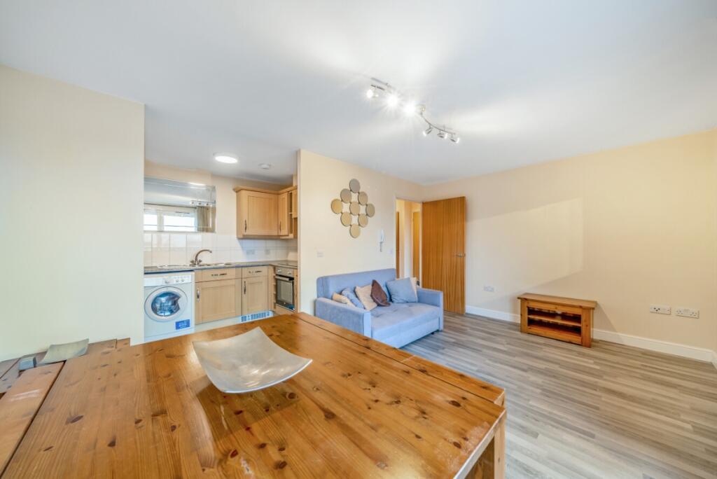 Main image of property: Cline Road, London, N11