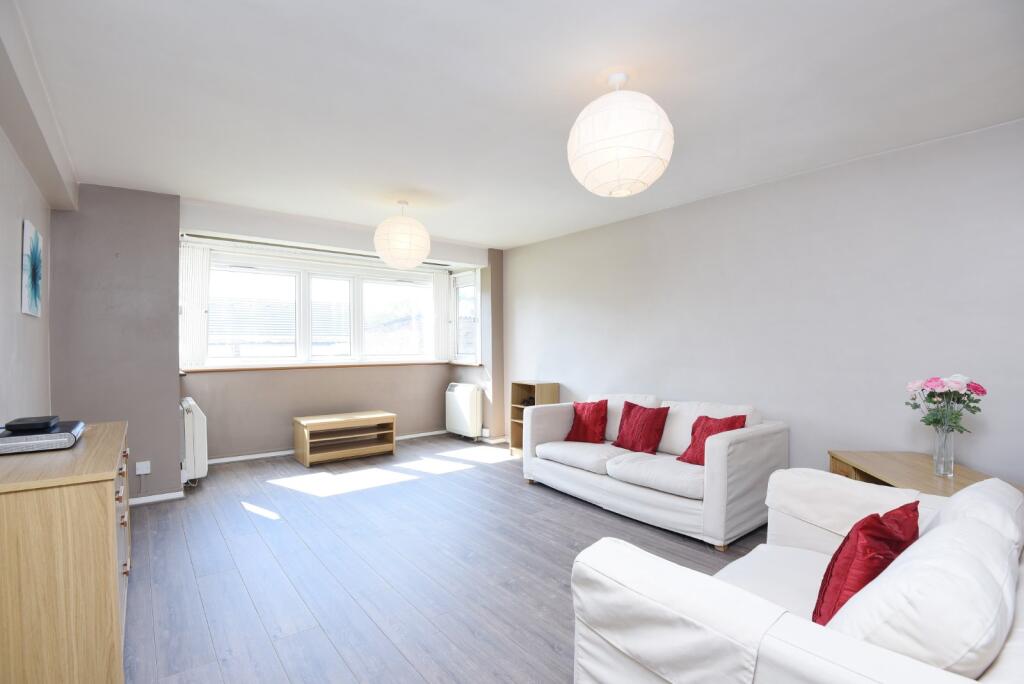 Main image of property: Truro Road, London, N22