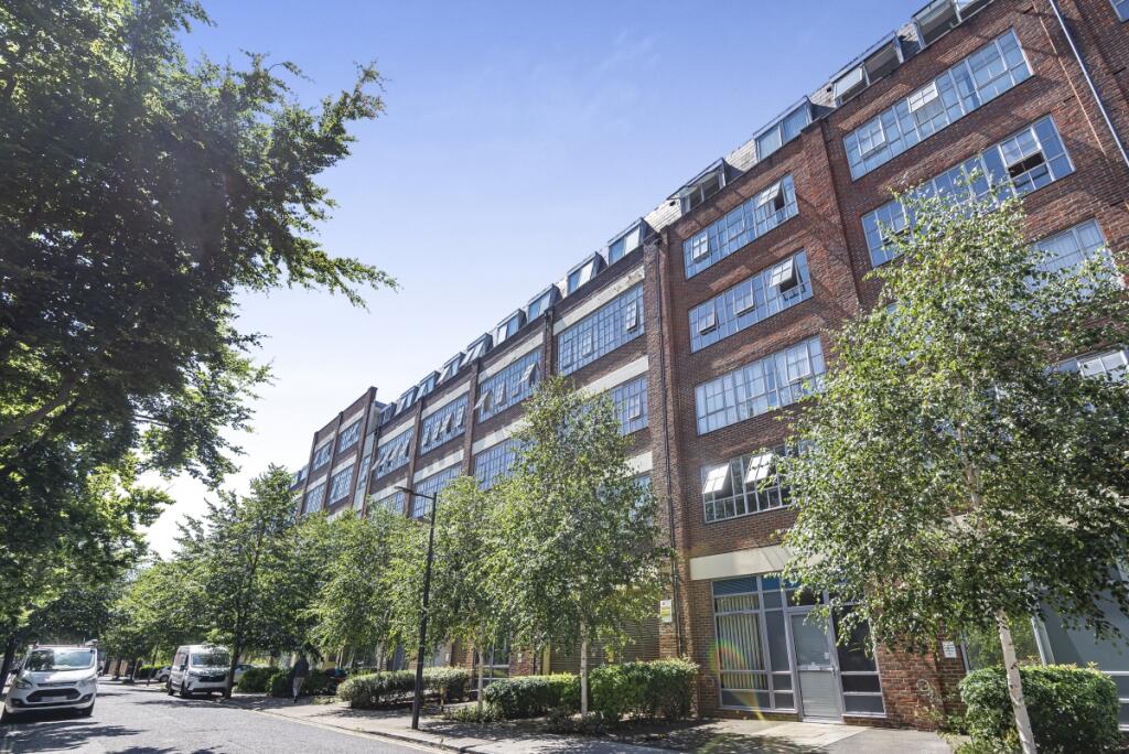 Main image of property: Peckham Grove, London, SE15