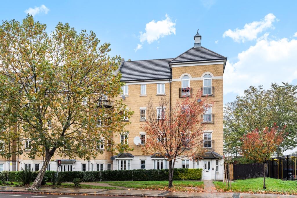 Main image of property: Peckham Road, London, SE15