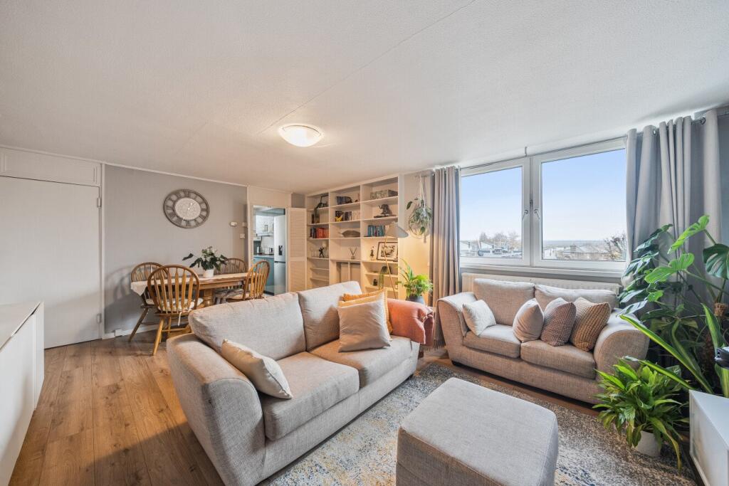 Main image of property: Viewfield Road, Wandsworth, London, SW18