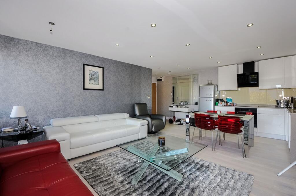 Main image of property: North Bank, London, NW8
