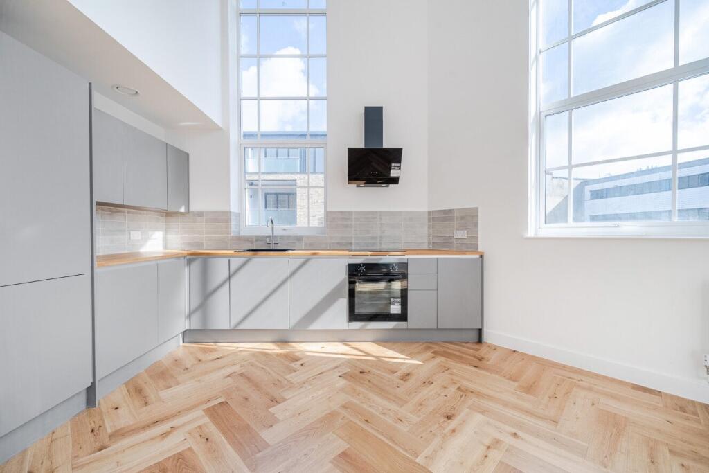 Main image of property: Lansdowne Hill, Norwood, London, SE27