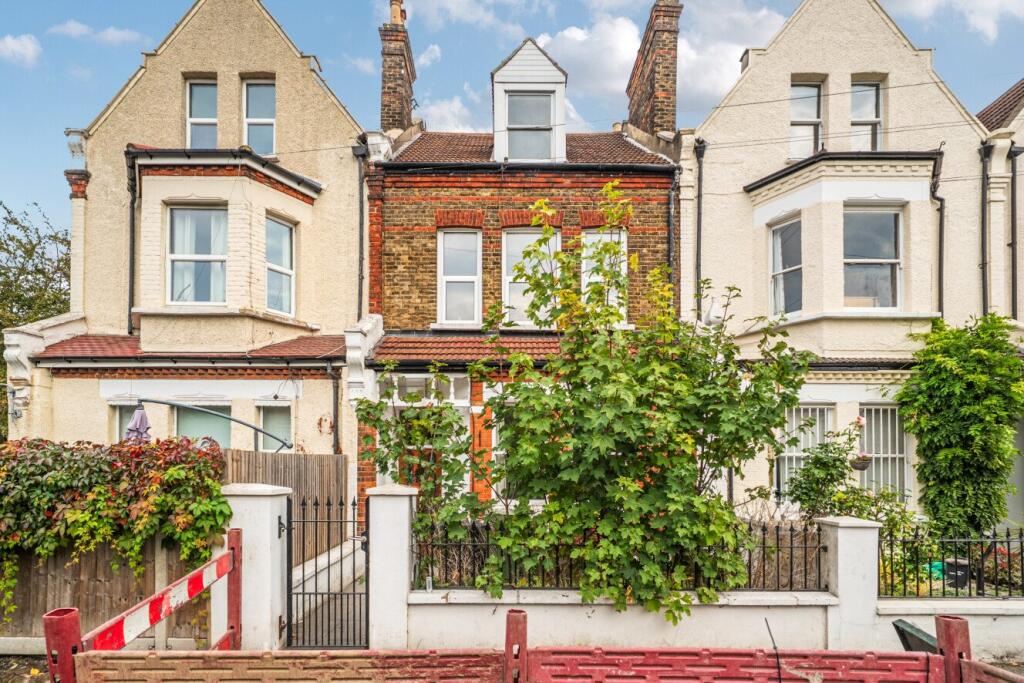 Main image of property: Estreham Road, London, SW16