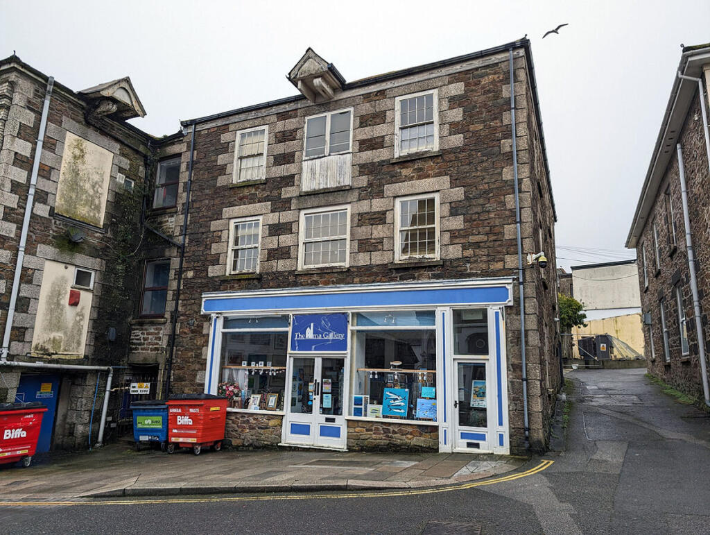 Main image of property: Alma Place, Redruth, TR15 2AT