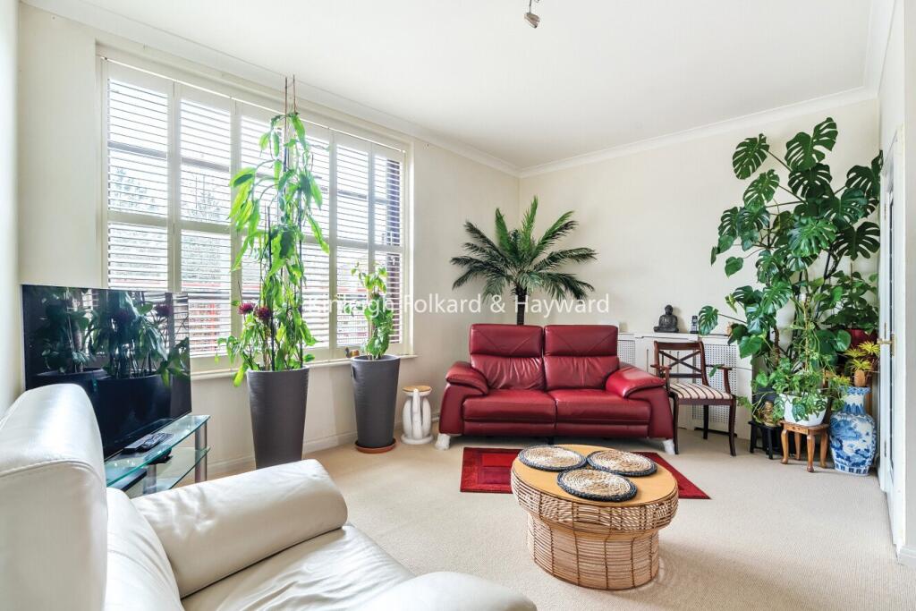 Main image of property: Plover Way, London, SE16