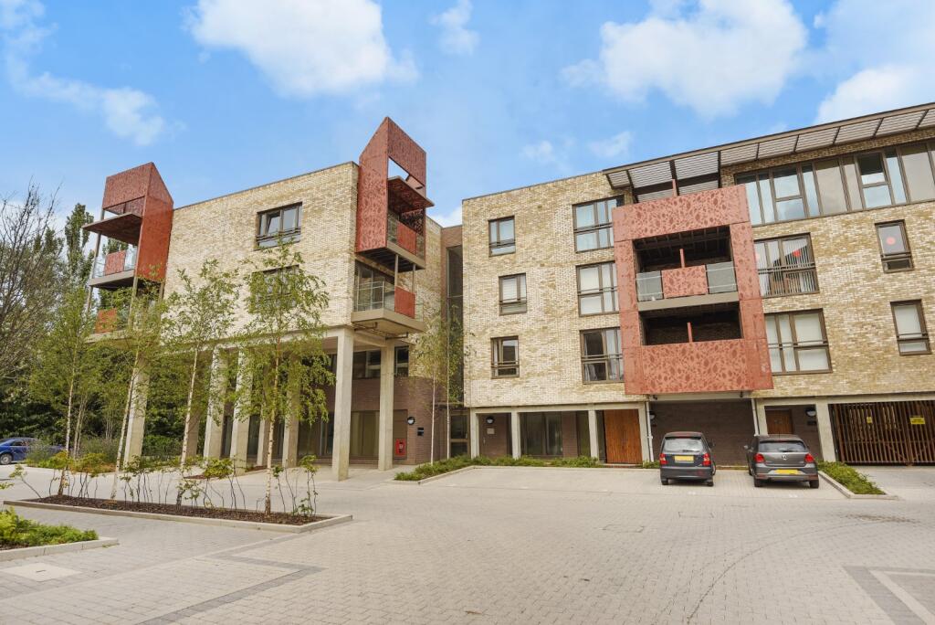 Main image of property: Blondin Way, Surrey Quays, London, SE16