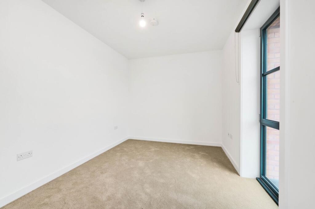 Main image of property: New Road, Dagenham, RM9