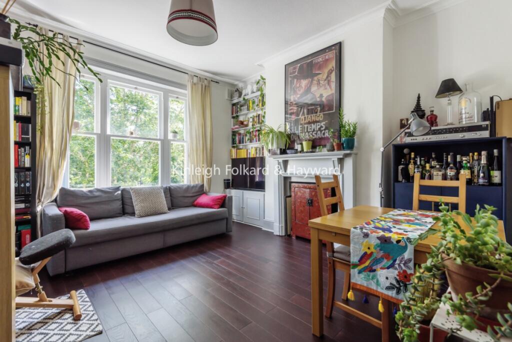 1 bedroom apartment for rent in Rosendale Road London SE21