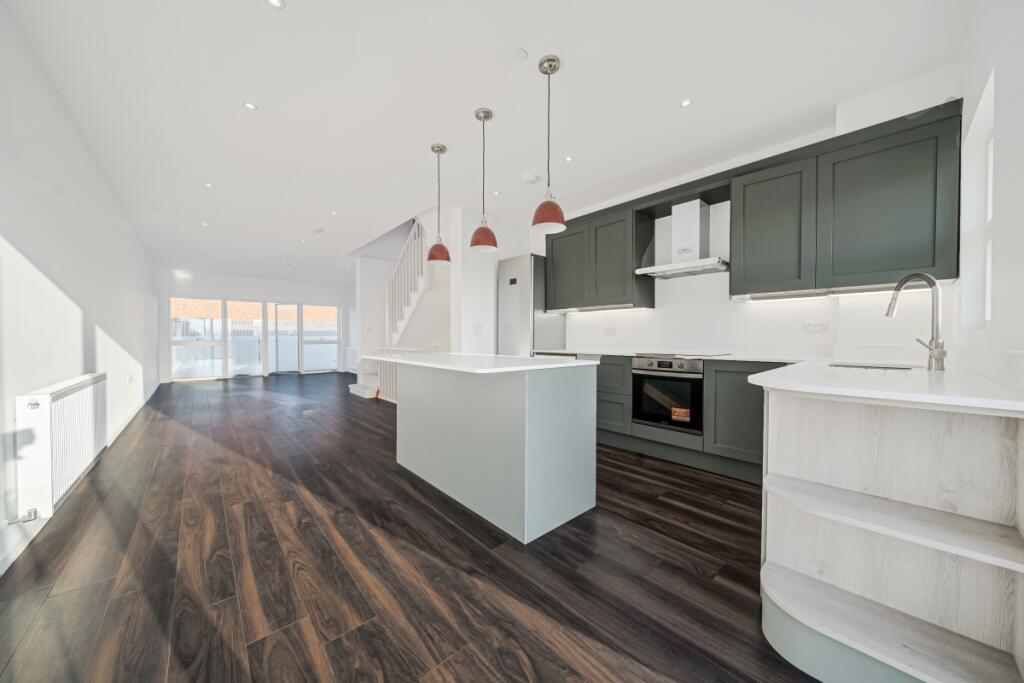 Main image of property: Elm Grove, Wimbledon, London, SW19