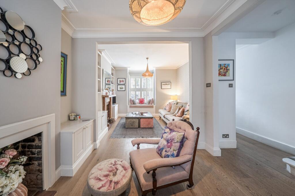 Main image of property: Bellew Street, London, SW17