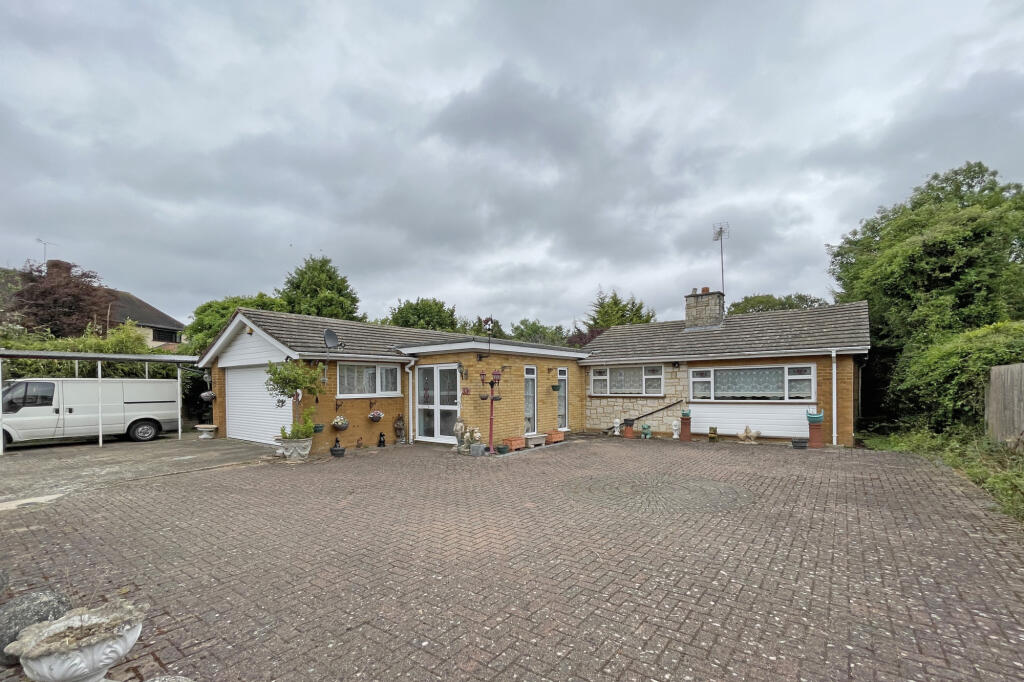 Main image of property: The Kingsway,  Ewell Village, KT17