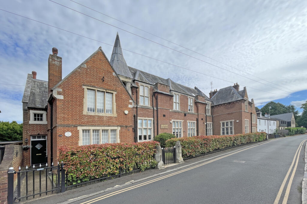 Main image of property: 13 West Street,  Ewell Village, KT17