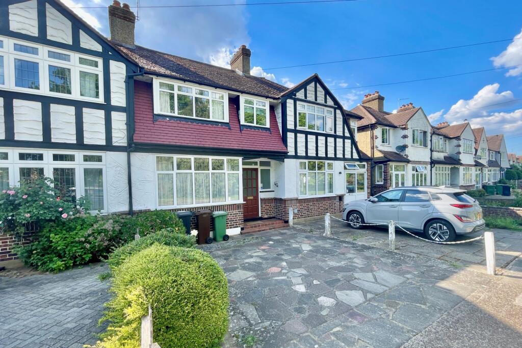 Main image of property: Green Lanes, West Ewell, Epsom, KT19 9TW
