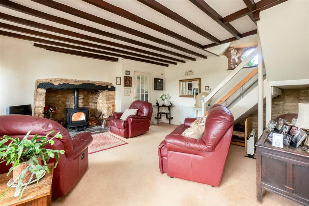 Additional property image - Main Street, Long Compton, Shipton-On-Stour, Warwickshire, CV36