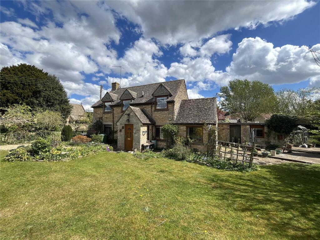 Main image of property: Main Street, Long Compton, Shipton-On-Stour, Warwickshire, CV36