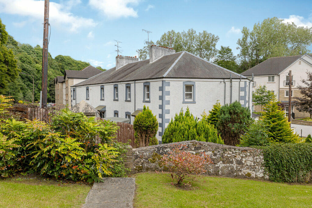 2 bedroom apartment for sale in Blairforkie Drive, Bridge of Allan, FK9