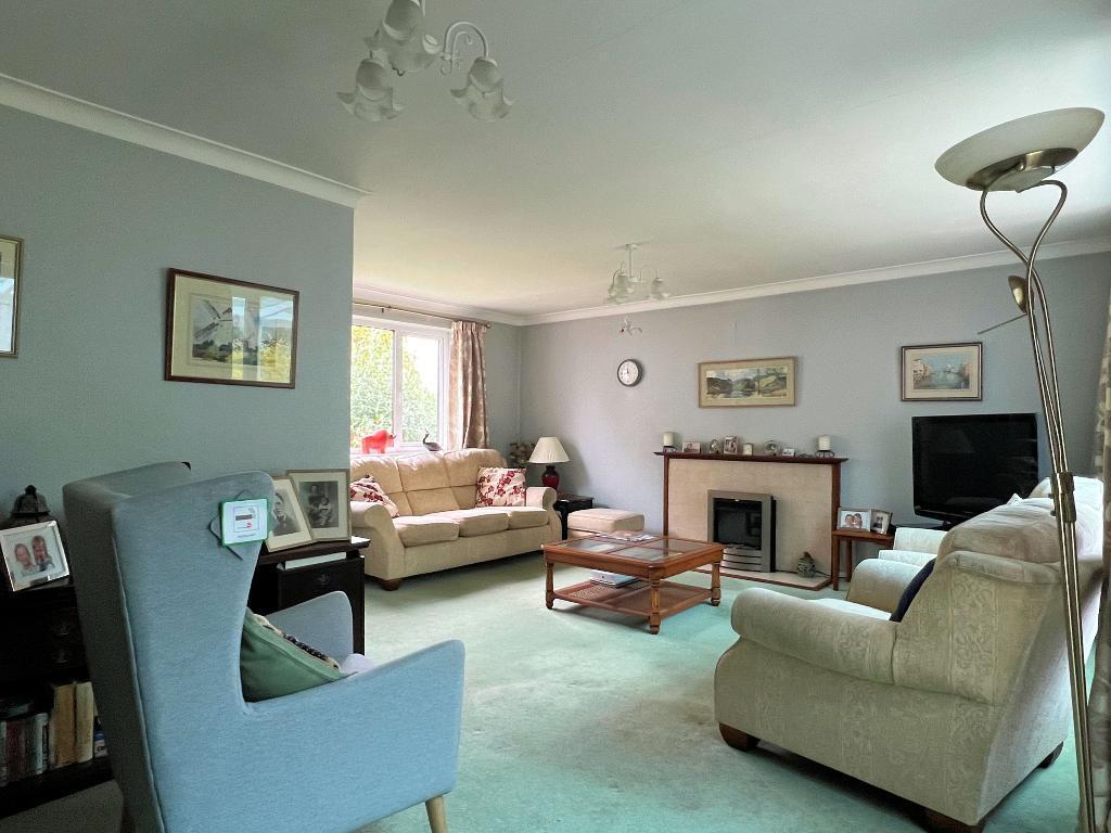 Additional property image - Maudlyn Parkway, Bramber, West Sussex, BN44 3PT