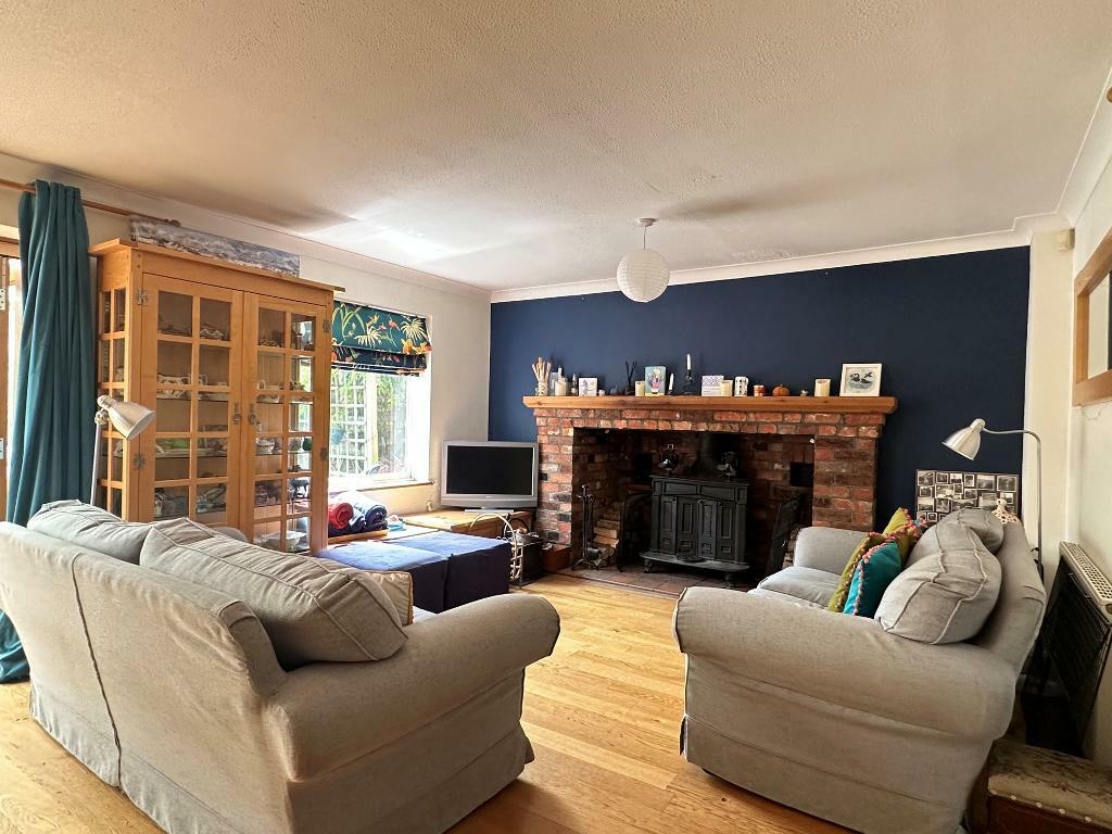 Additional property image - Hills Road, Steyning, West Sussex, BN44 3QG