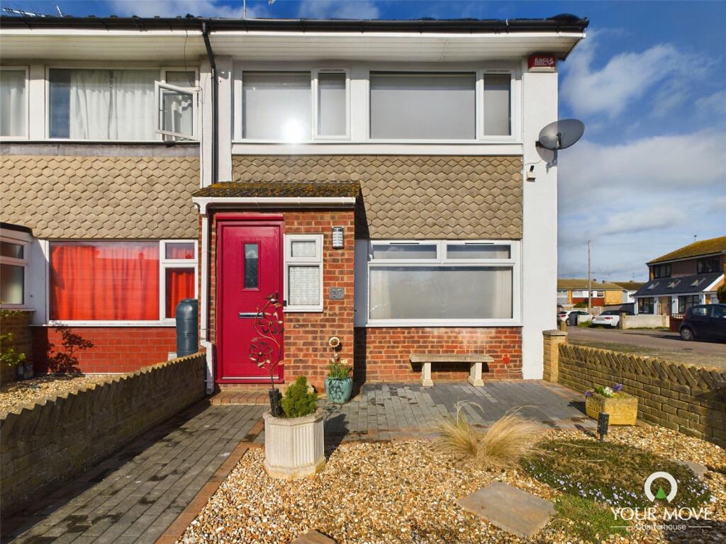 2 bedroom end of terrace house for sale in Yew Tree Gardens