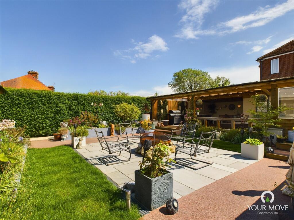 5 bedroom semidetached house for sale in V Avenue, Margate