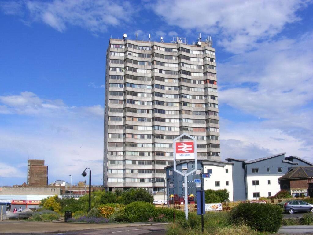 Main image of property: Flat 6/E Arlington House All Saints, Margate, Kent, CT9