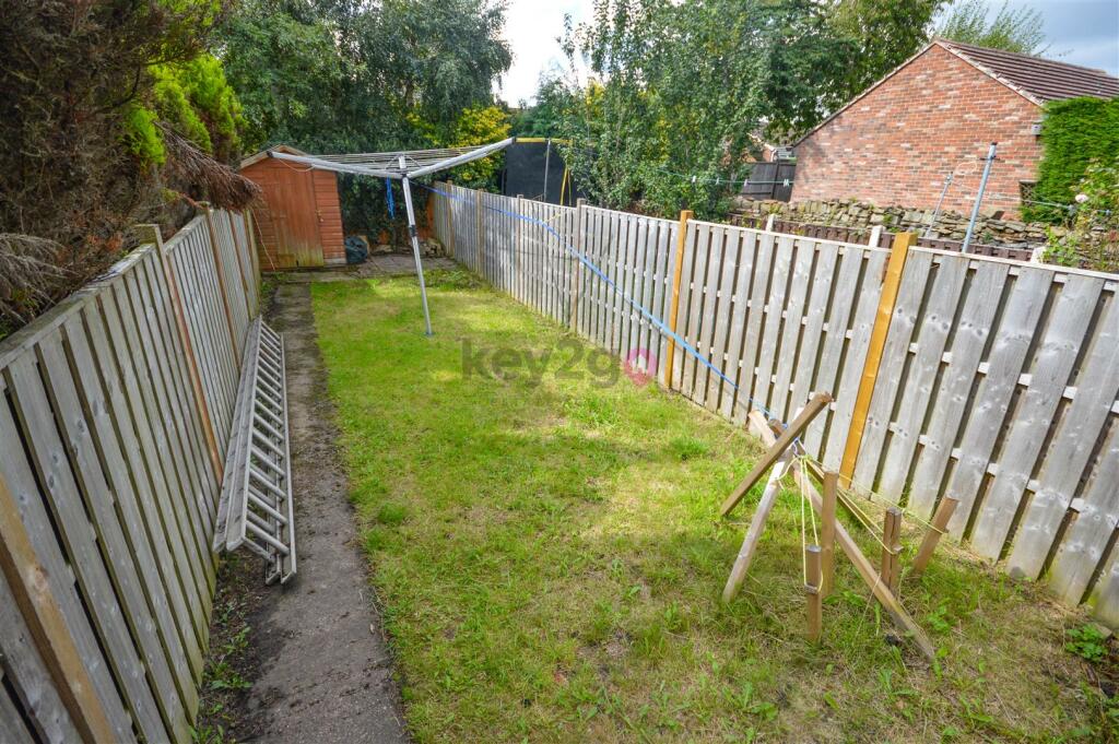 3 bedroom terraced house for sale in Derbyshire Lane, Woodseats, Sheffield, S8