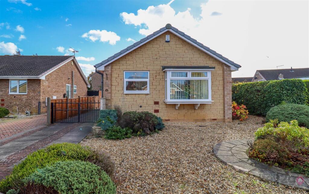 Main image of property: Watkinson Gardens, Waterthorpe, Sheffield, S20