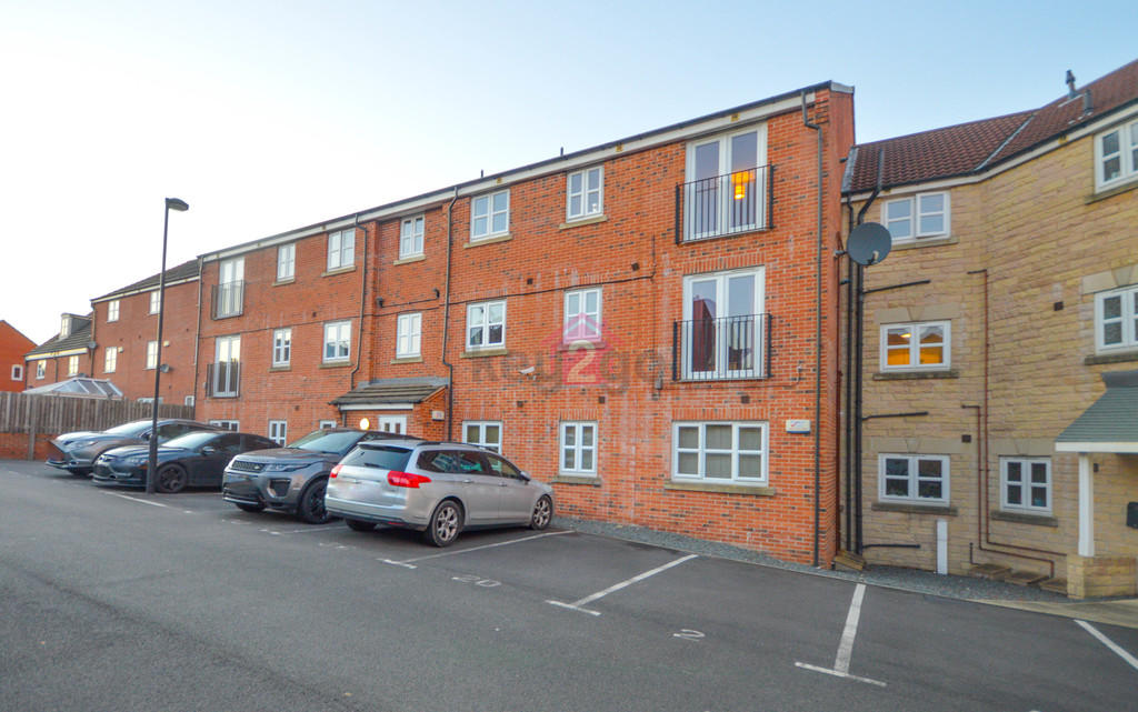 2 bedroom flat for sale in Myrtle Drive, Heeley, Sheffield, S2