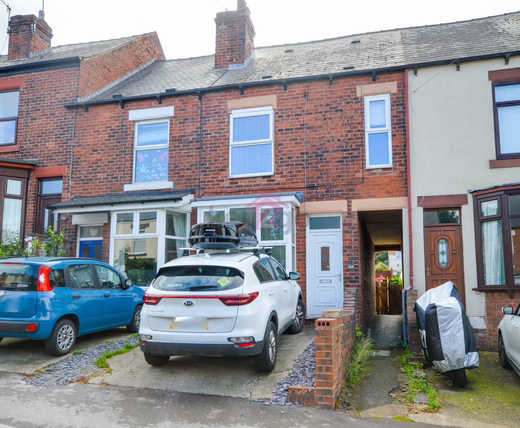 4 bedroom terraced house for sale in Chantrey Road, Woodseats