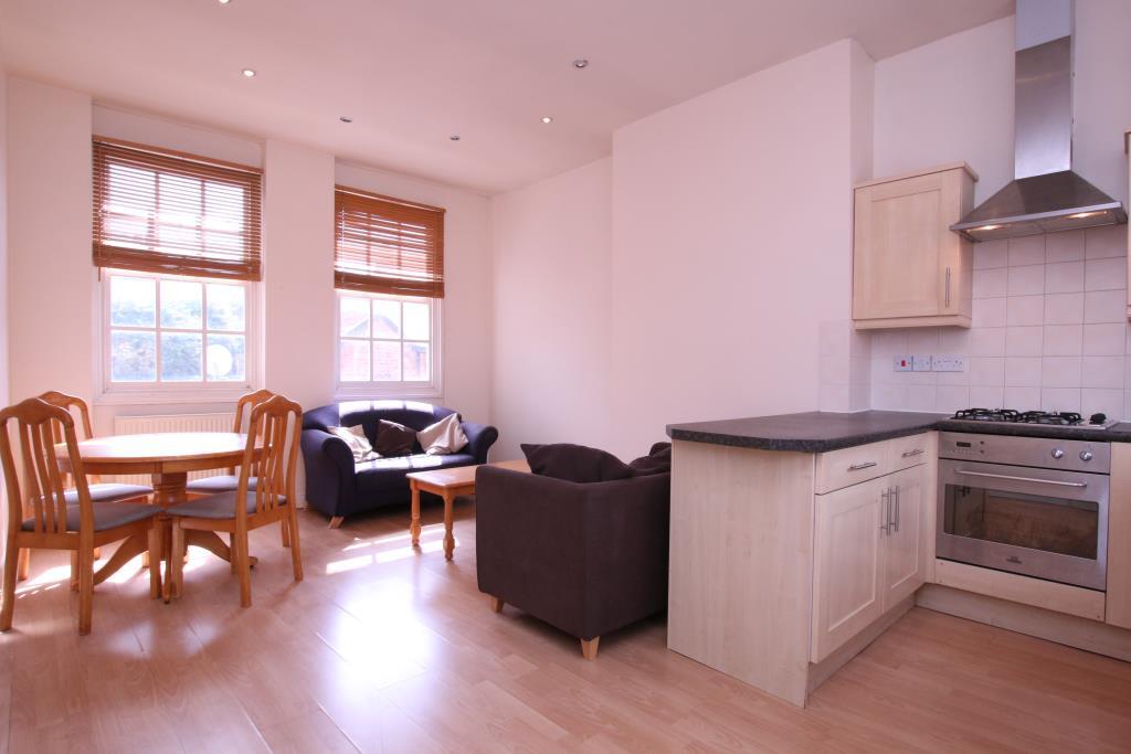 Main image of property: The Oaks, London Rd, LE2 1AH