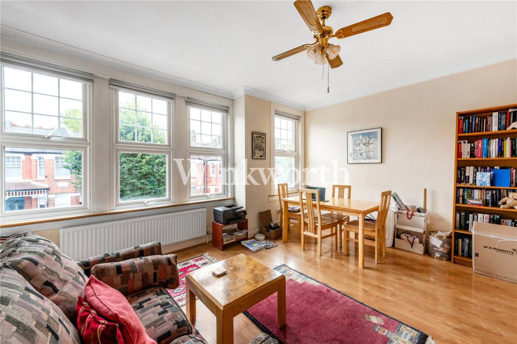 Main image of property: Devonshire Road, Palmers Green, London, N13