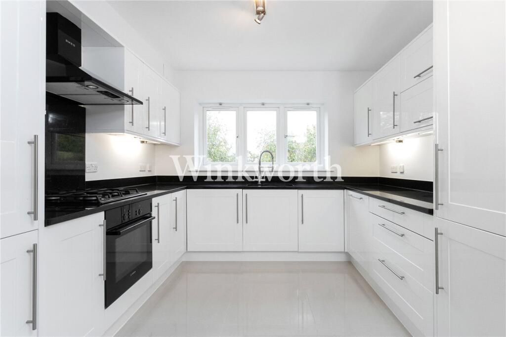 Main image of property: Gordon Hill, Enfield, EN2