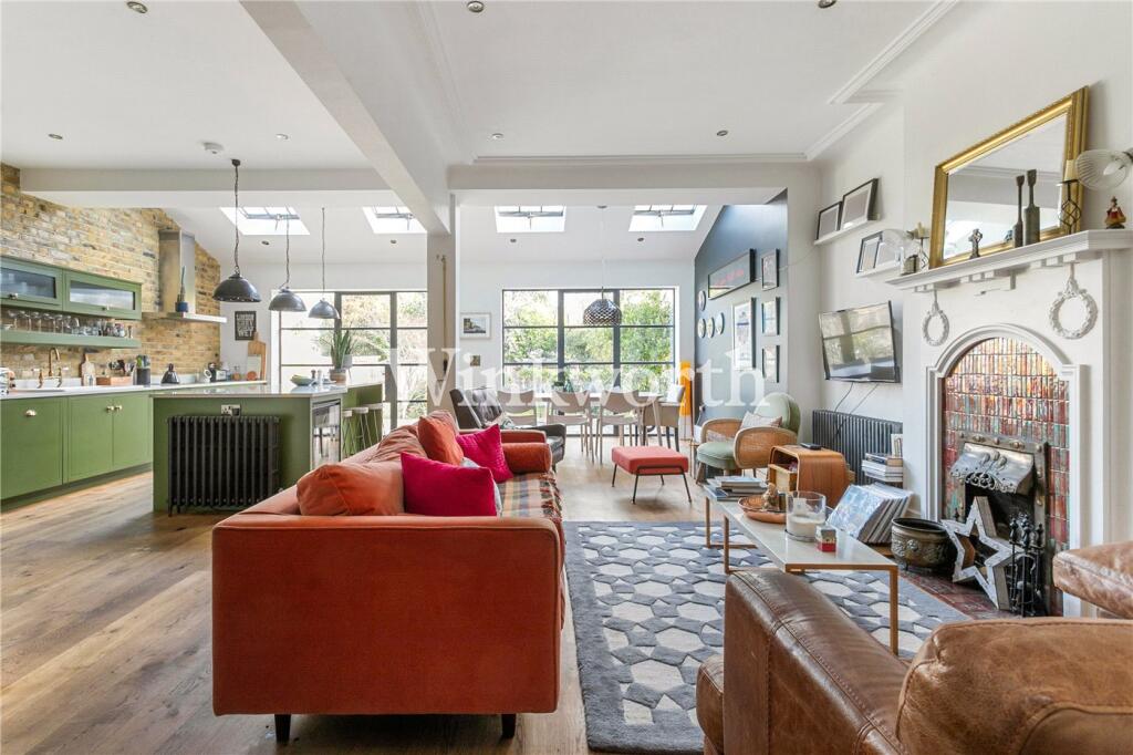 Main image of property: Fox Lane, London, N13