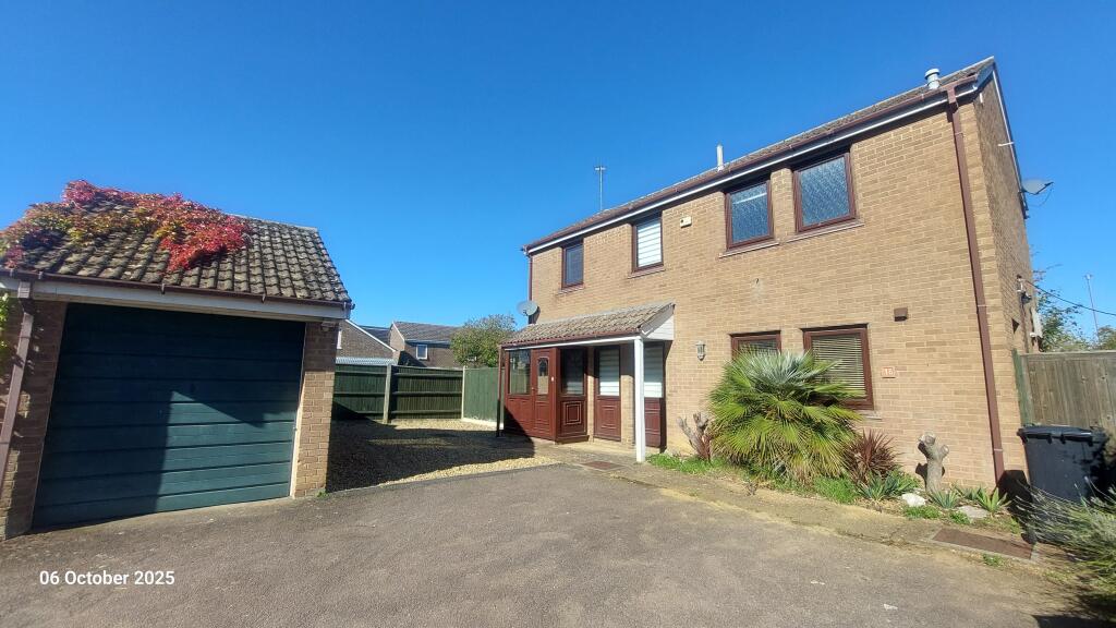 Main image of property: 16 Elvington 