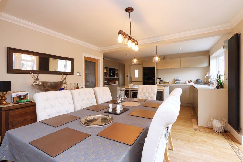 5 bedroom detached house for sale in SOUTH STAFFORDSHIRE, Kinver, Off