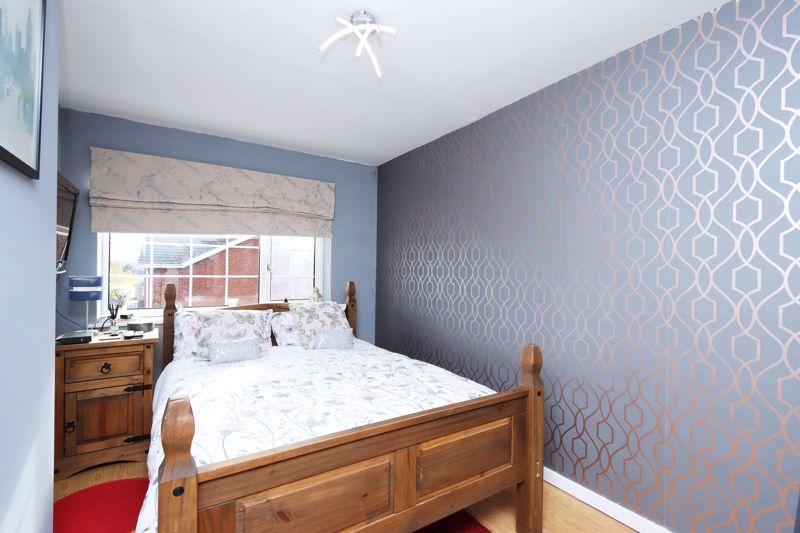 5 bedroom detached house for sale in SOUTH STAFFORDSHIRE, Kinver, Off