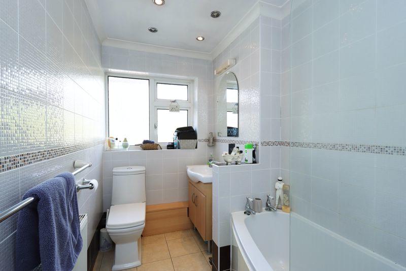 5 bedroom detached house for sale in SOUTH STAFFORDSHIRE, Kinver, Off