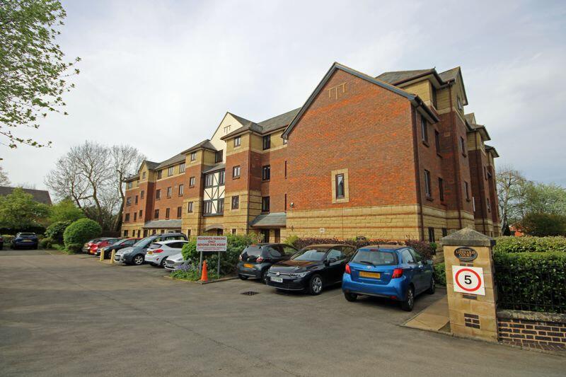 1 bedroom retirement property for sale in Liddiard Court, Belfry Drive