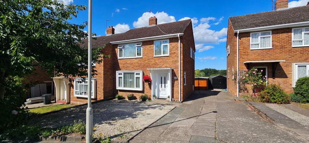 Main image of property: Kingsway, Wollaston, Stourbridge, DY8 4TG