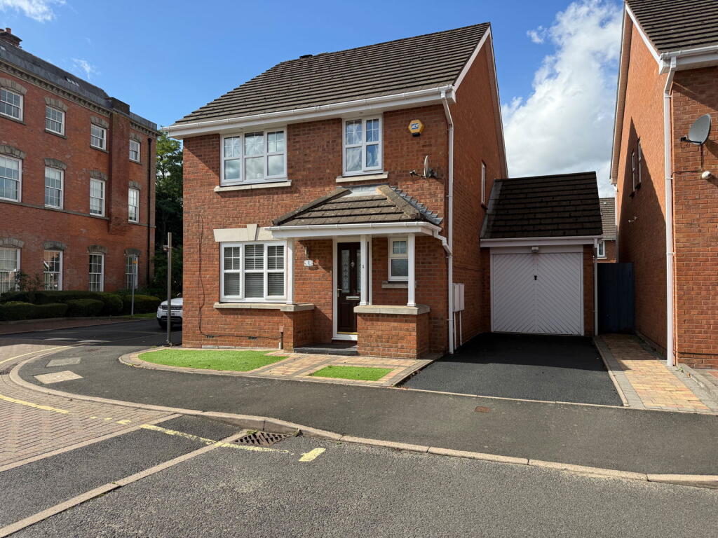 Main image of property: Batchelor Close, Amblecote, Stourbridge, DY8 4AX