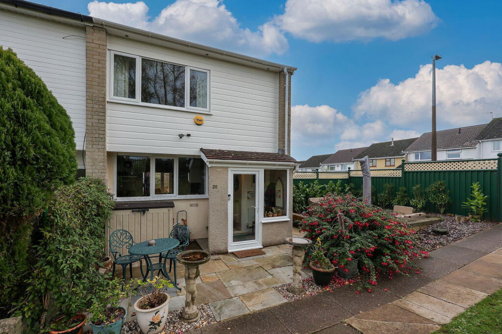 Main image of property: Larkhill Road, Wollaston, Stourbridge, DY8 3LW