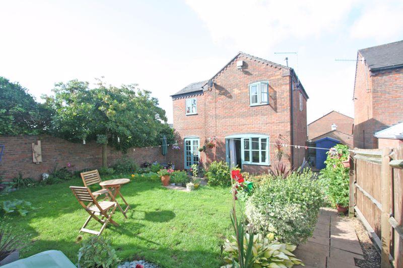 3 bedroom detached house for sale in STOURBRIDGE, Wordsley, Bracken