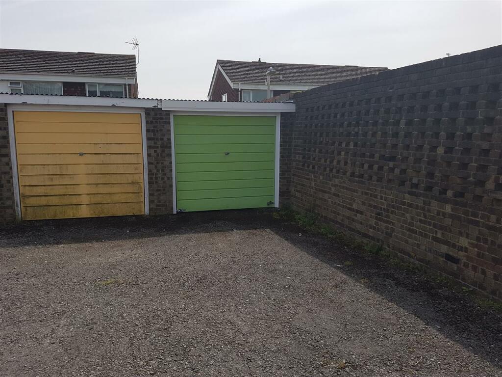 Main image of property: Garage 94, Lynwood, Folkestone